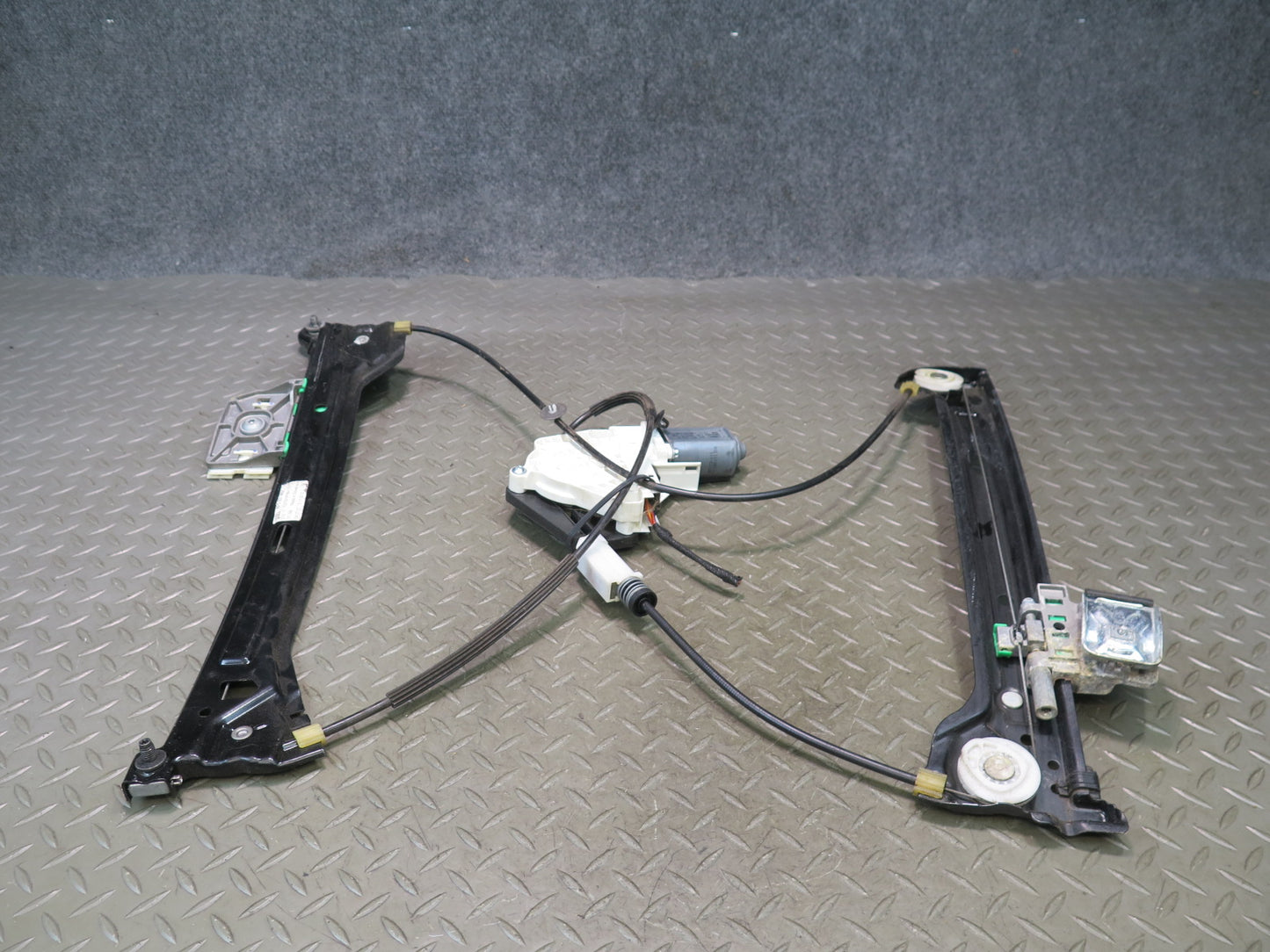10-16 Audi A5 S5 RS5 Convert Right Passenger Door Window Regulator w Motor OEM