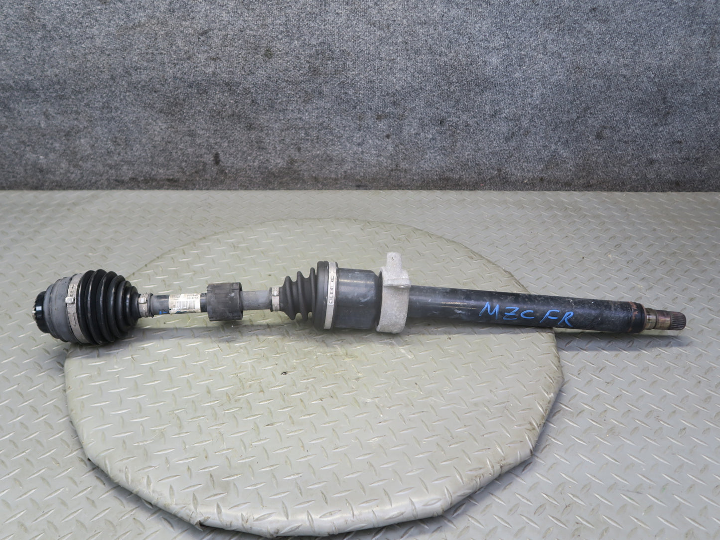 16-19 Mini Cooper S F55 F56 F57 FWD Front Right Suspension Axle Shaft OEM