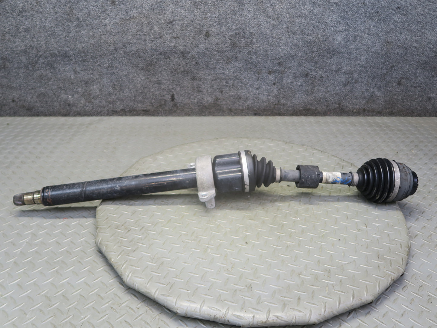 16-19 Mini Cooper S F55 F56 F57 FWD Front Right Suspension Axle Shaft OEM