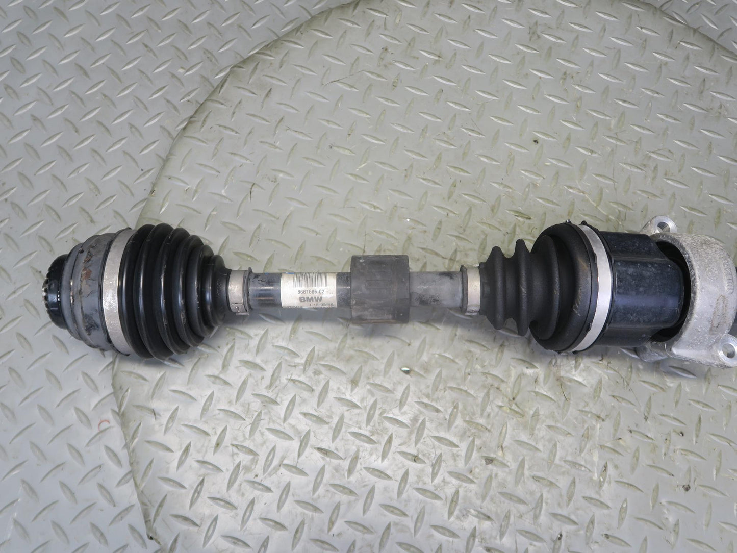16-19 Mini Cooper S F55 F56 F57 FWD Front Right Suspension Axle Shaft OEM