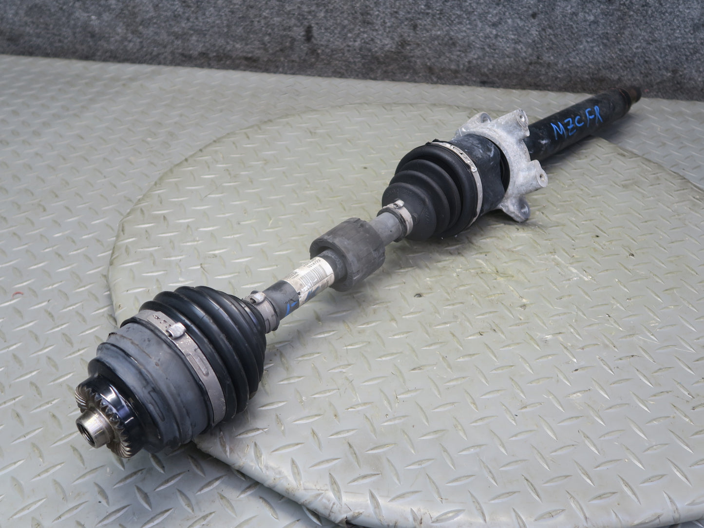 16-19 Mini Cooper S F55 F56 F57 FWD Front Right Suspension Axle Shaft OEM