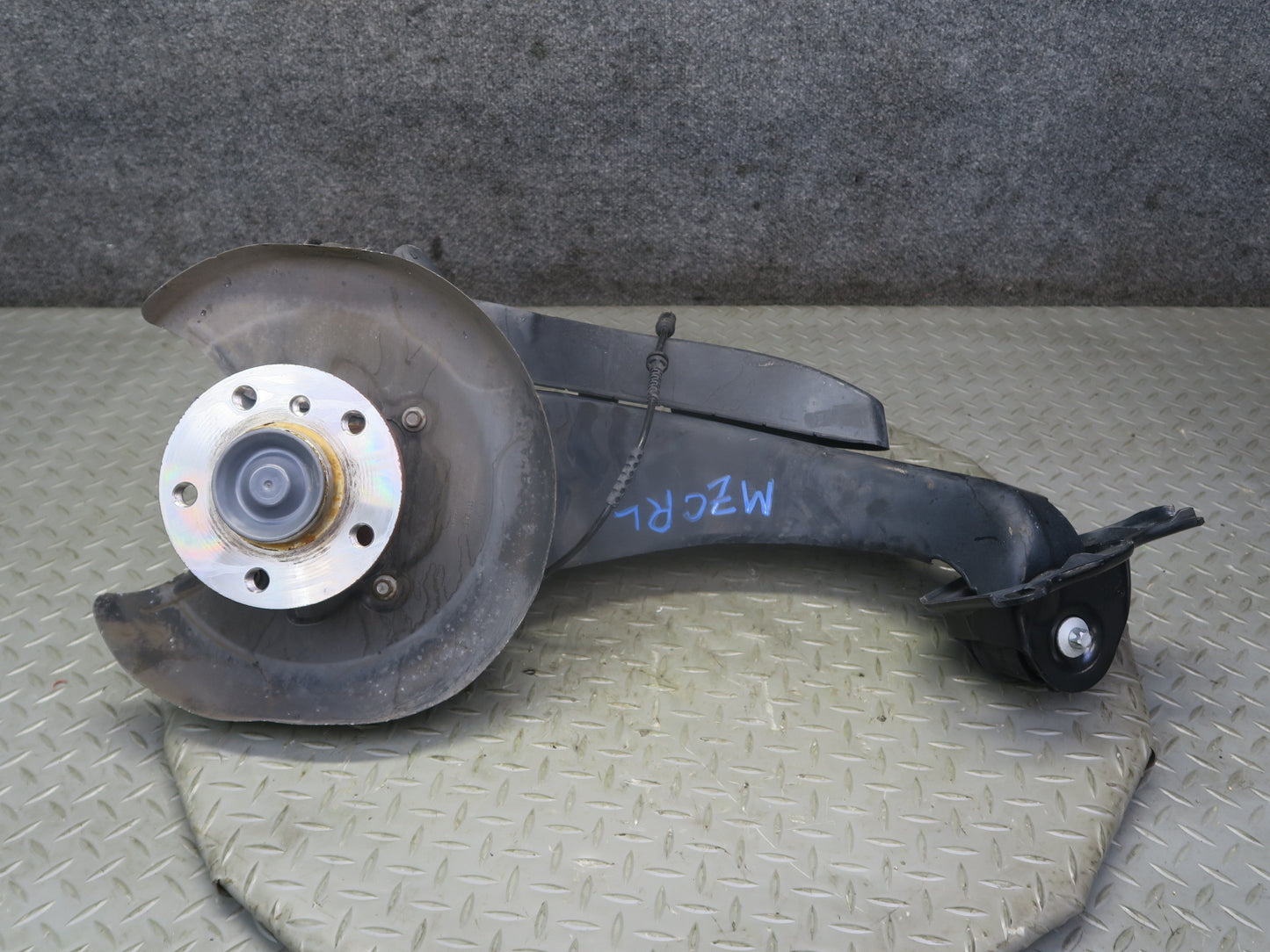 14-20 Mini Cooper S F55 F56 F57 Rear Left Spindle Knuckle Wheel Hub Bearing OEM