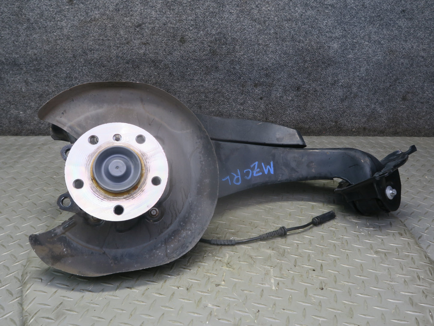 14-20 Mini Cooper S F55 F56 F57 Rear Left Spindle Knuckle Wheel Hub Bearing OEM