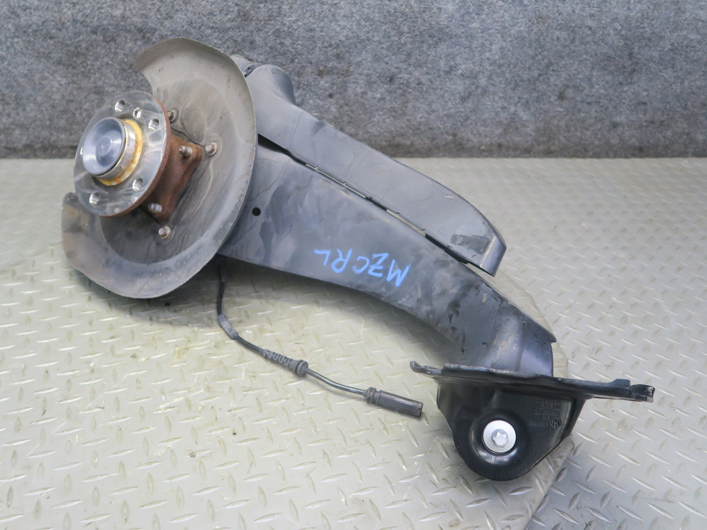 14-20 Mini Cooper S F55 F56 F57 Rear Left Spindle Knuckle Wheel Hub Bearing OEM