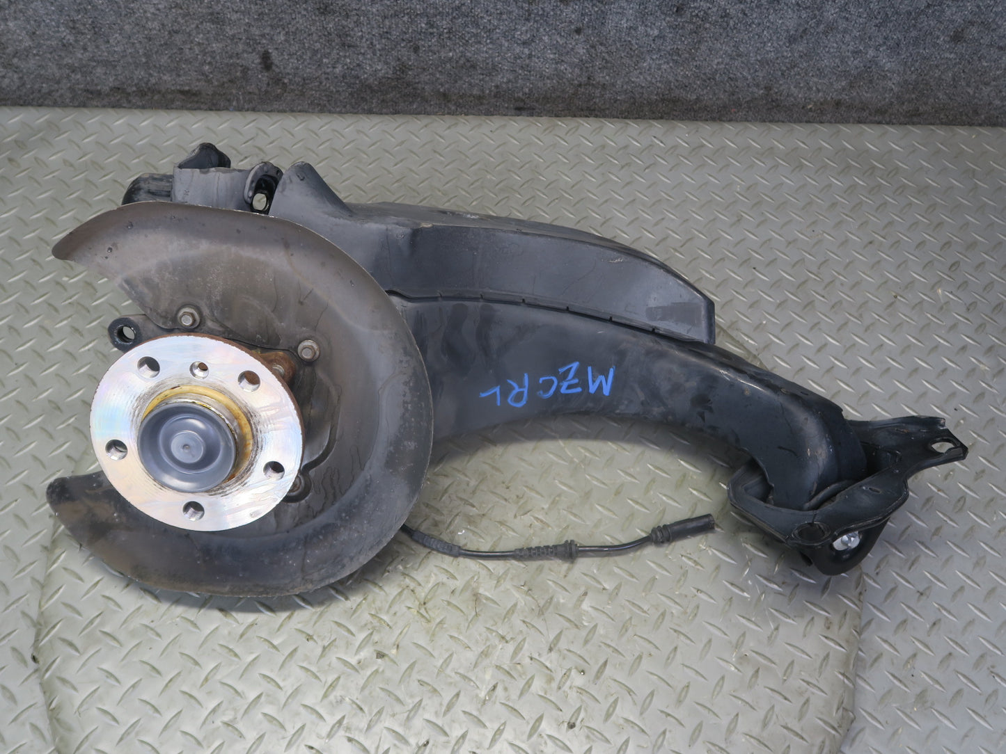 14-20 Mini Cooper S F55 F56 F57 Rear Left Spindle Knuckle Wheel Hub Bearing OEM