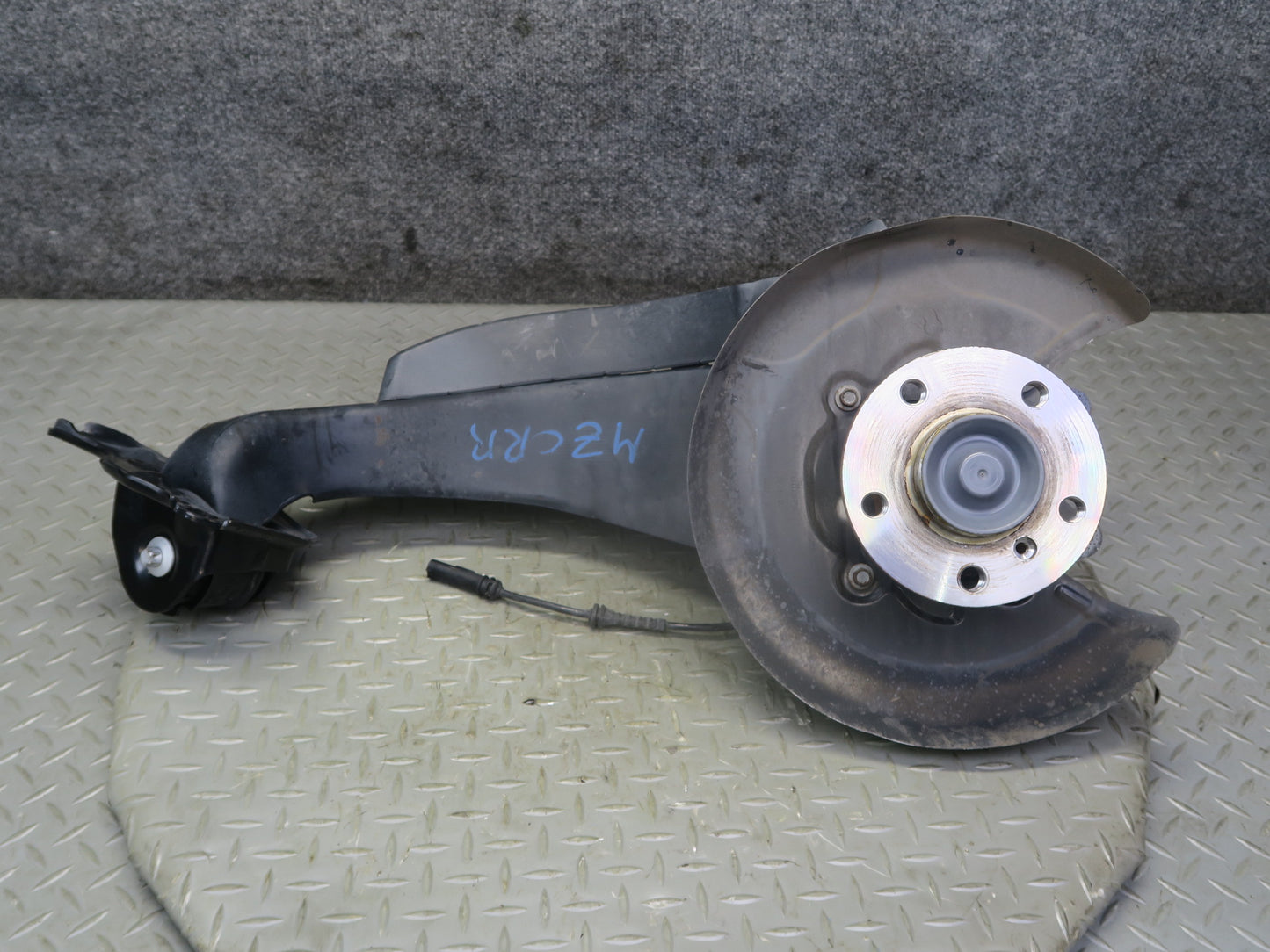 14-20 Mini Cooper S F55 F56 F57 Rear Right Spindle Knuckle Wheel Hub Bearing OEM