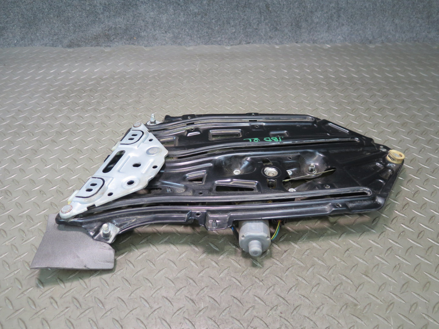 01-06 BMW E46 330ci Convertible Rear Left Quarter Window Regulator w Motor OEM
