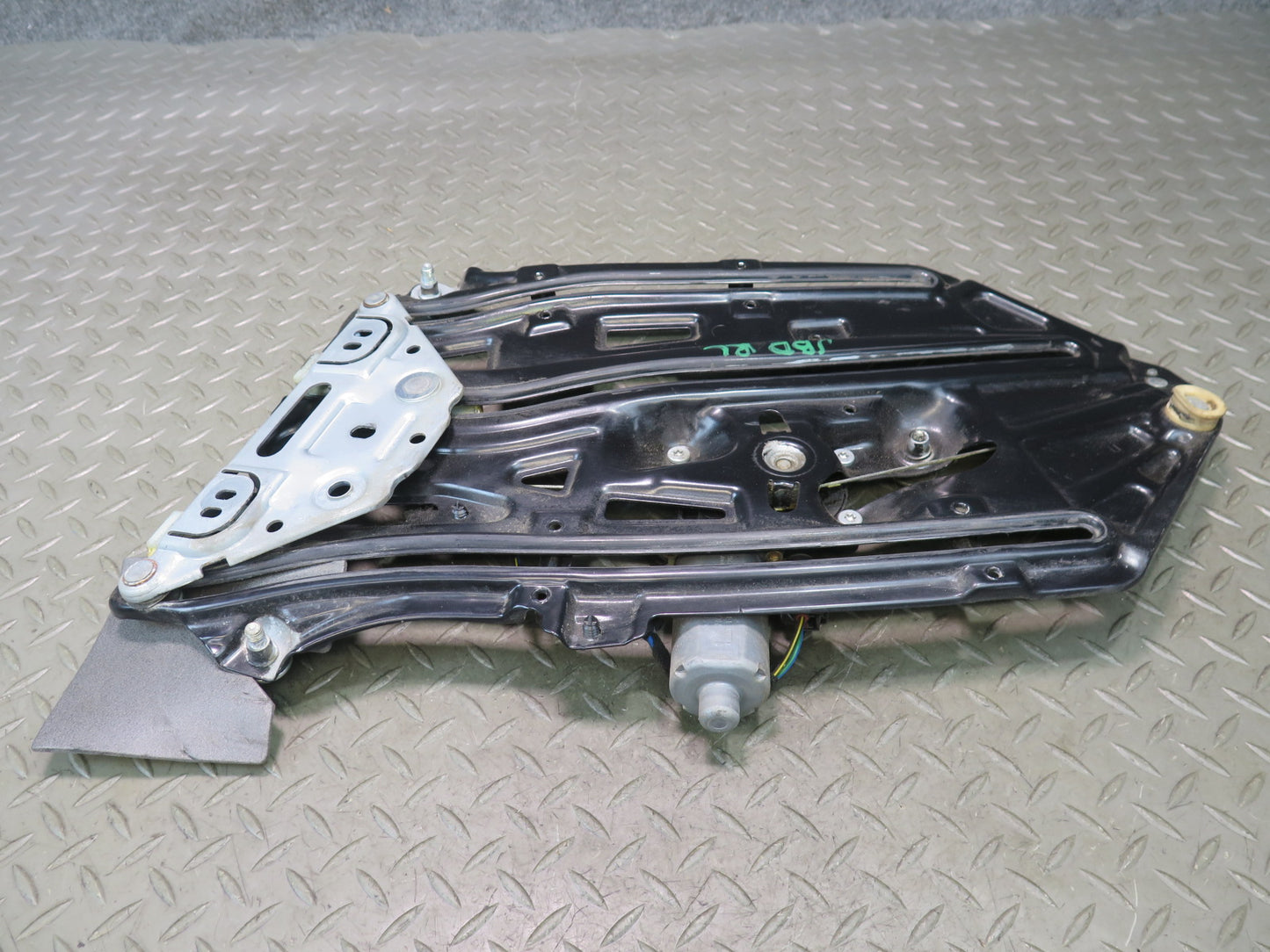 01-06 BMW E46 330ci Convertible Rear Left Quarter Window Regulator w Motor OEM