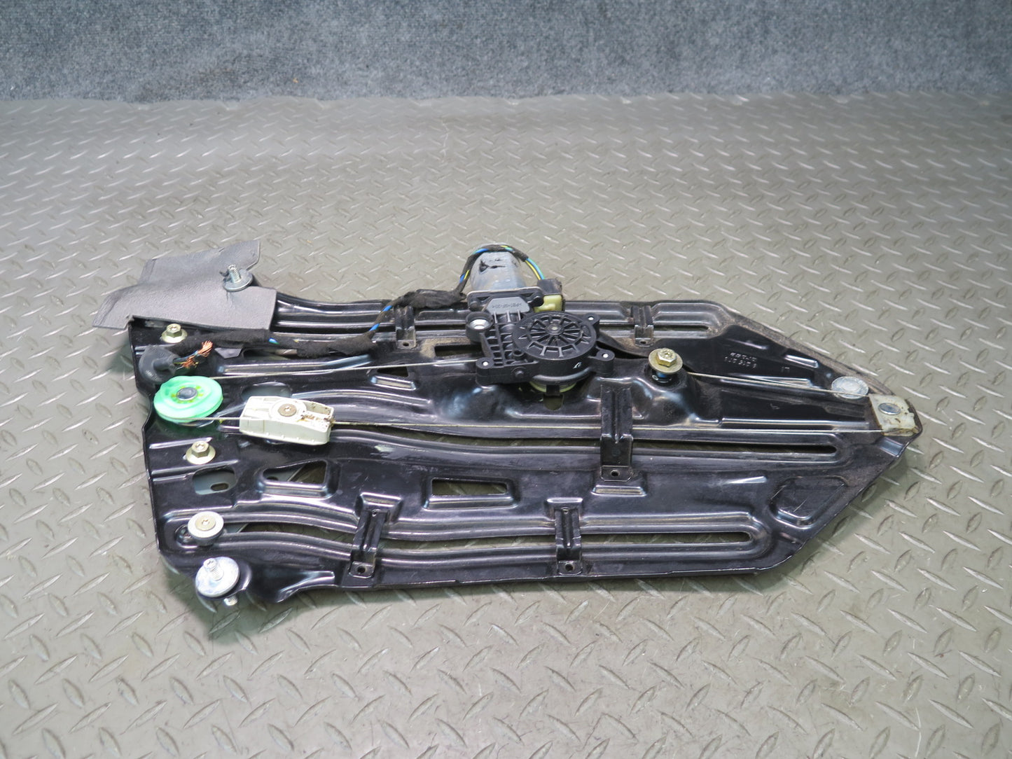 01-06 BMW E46 330ci Convertible Rear Left Quarter Window Regulator w Motor OEM