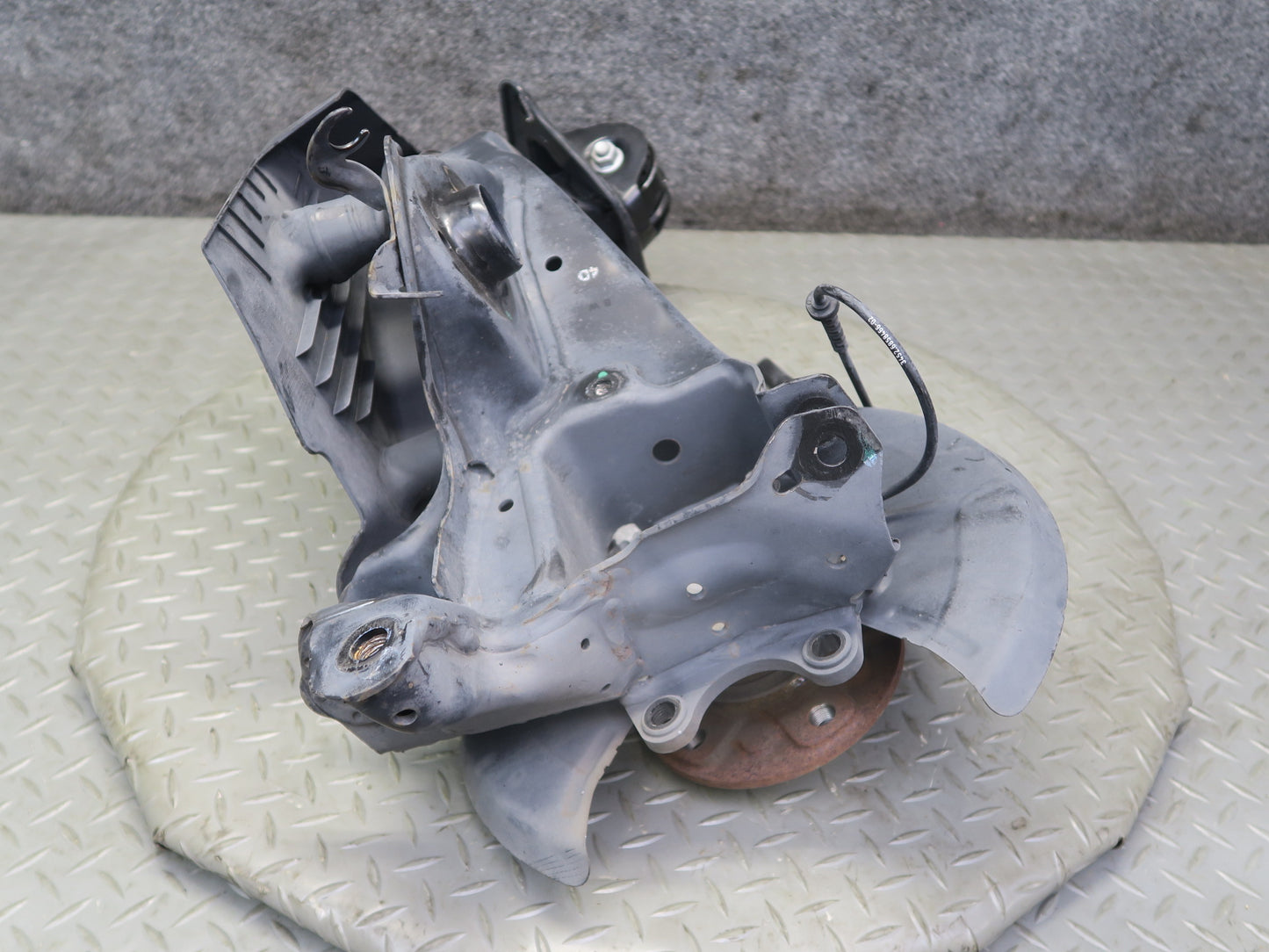 14-20 Mini Cooper S F55 F56 F57 Rear Right Spindle Knuckle Wheel Hub Bearing OEM