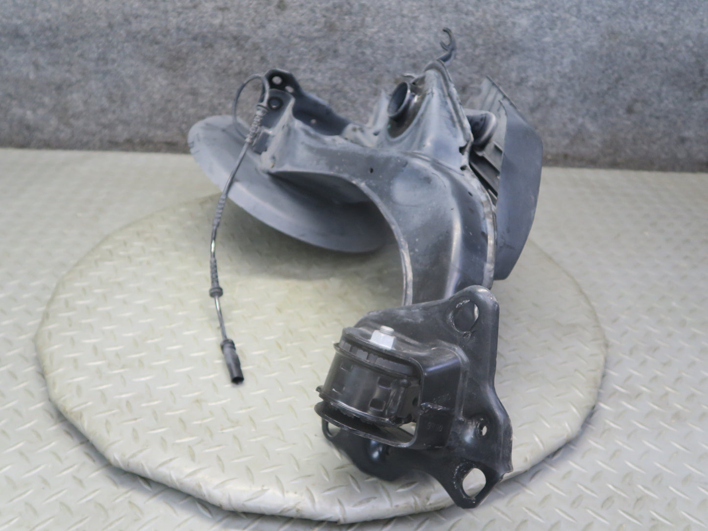 14-20 Mini Cooper S F55 F56 F57 Rear Right Spindle Knuckle Wheel Hub Bearing OEM