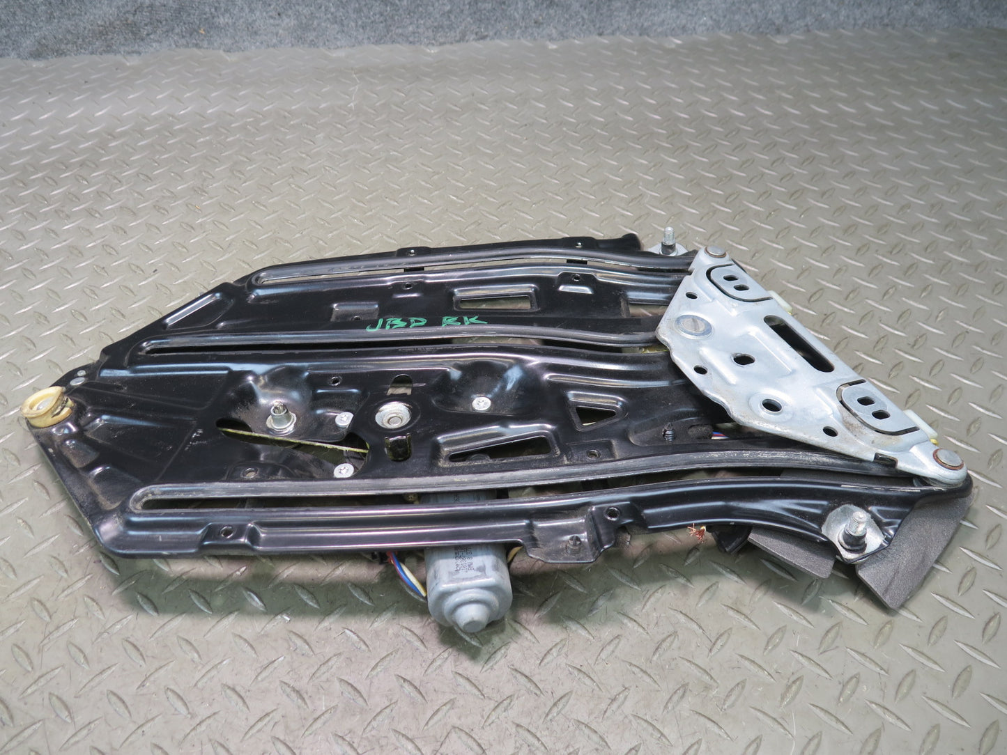 01-06 BMW E46 330ci Convertible Rear Right Quarter Window Regulator w Motor OEM