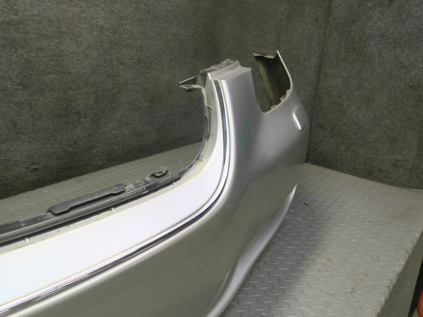 02-05 Lexus Z40 SC430 Front Bumper Cover Panel Silver w Fog Lights & Washer OEM