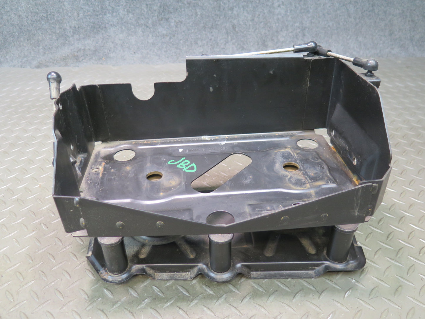 01-06 BMW E46 330ci Convertible Battery Tray Vibration Absorber Bracket Assy OEM