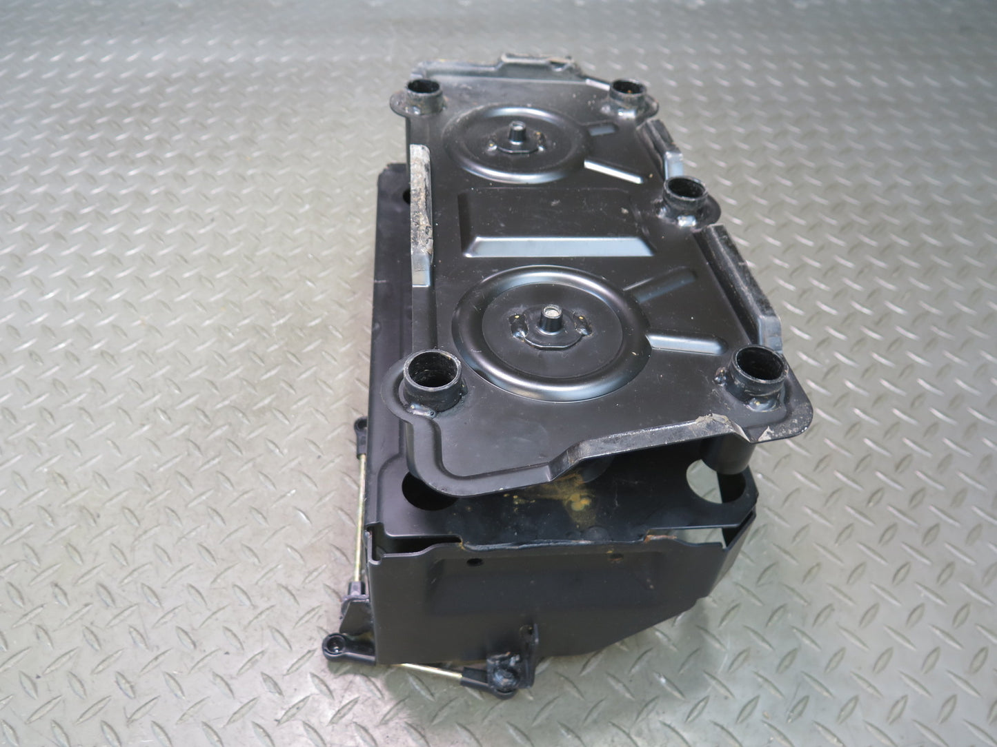 01-06 BMW E46 330ci Convertible Battery Tray Vibration Absorber Bracket Assy OEM