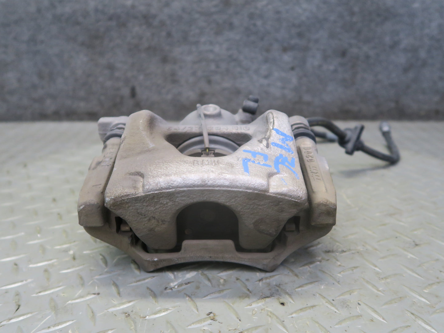 14-24 Mini Cooper S F55 F56 F57 FWD Front Left & Right Brake Caliper Set OEM