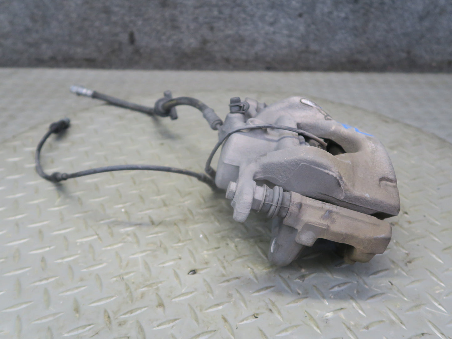 14-24 Mini Cooper S F55 F56 F57 FWD Front Left & Right Brake Caliper Set OEM