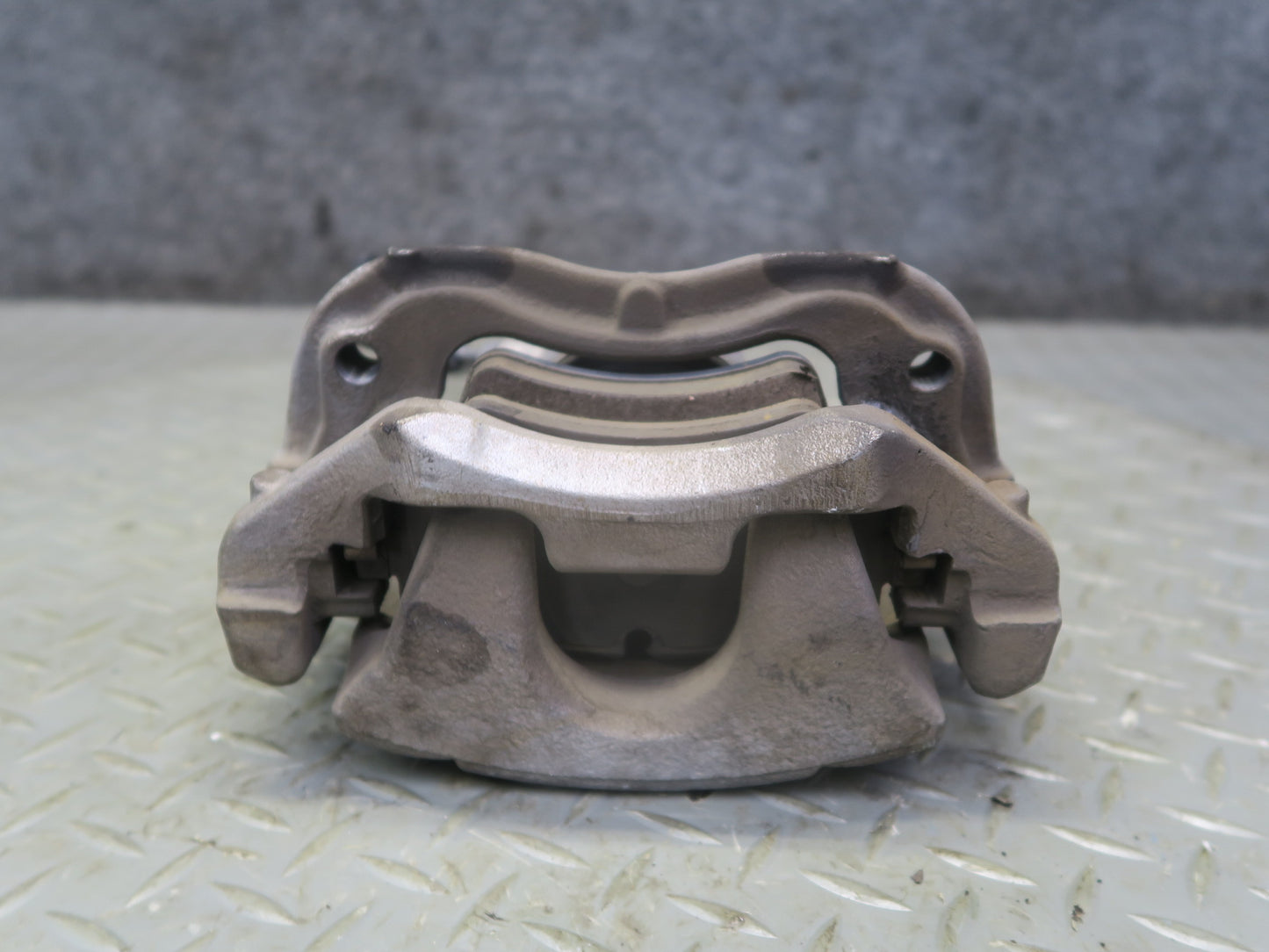 14-24 Mini Cooper S F55 F56 F57 FWD Front Left & Right Brake Caliper Set OEM