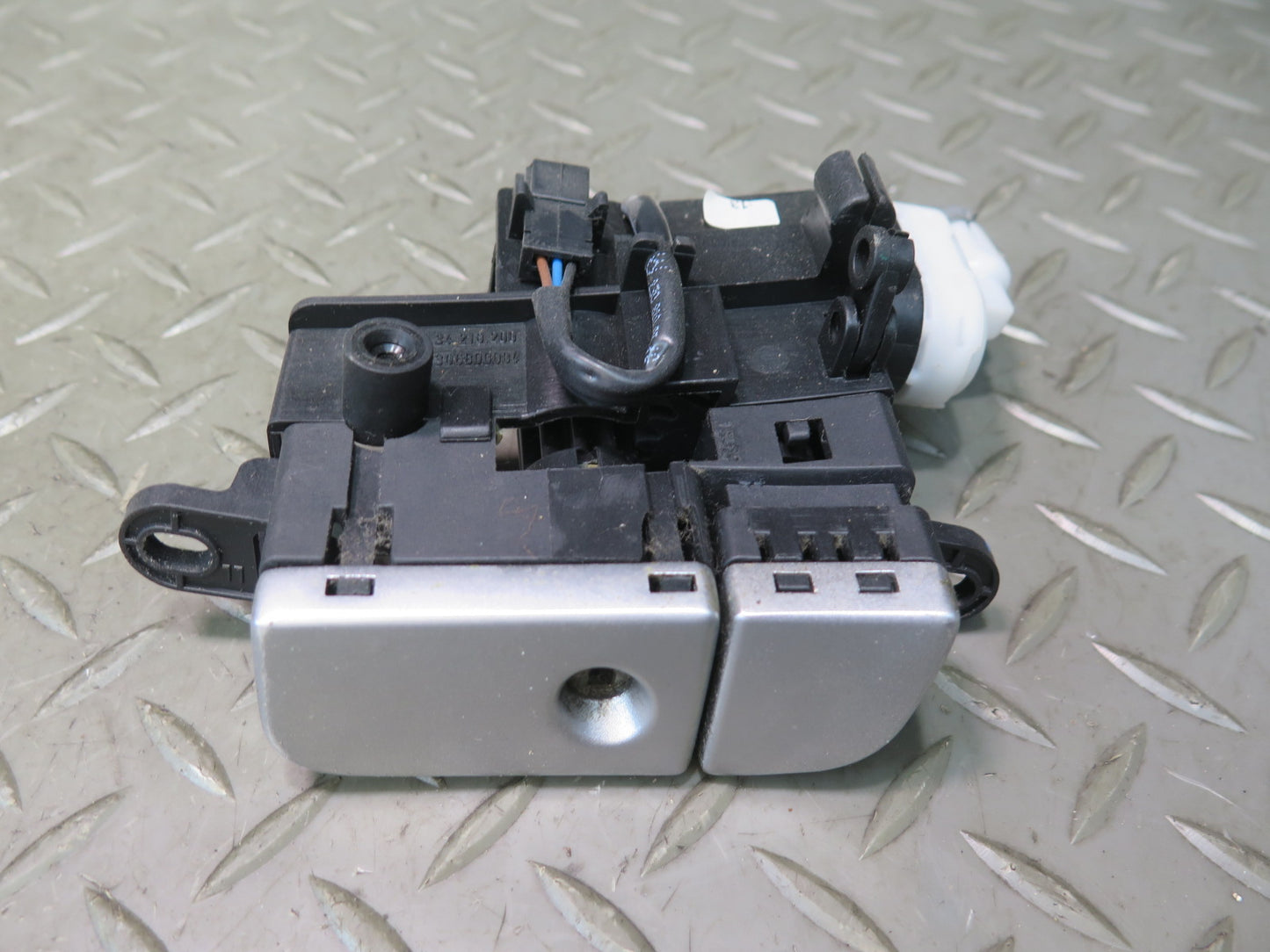 2007 Mercedes R230 SL550 M273 ECU ECM Ignition Switch Glove Lock KEY Set OEM