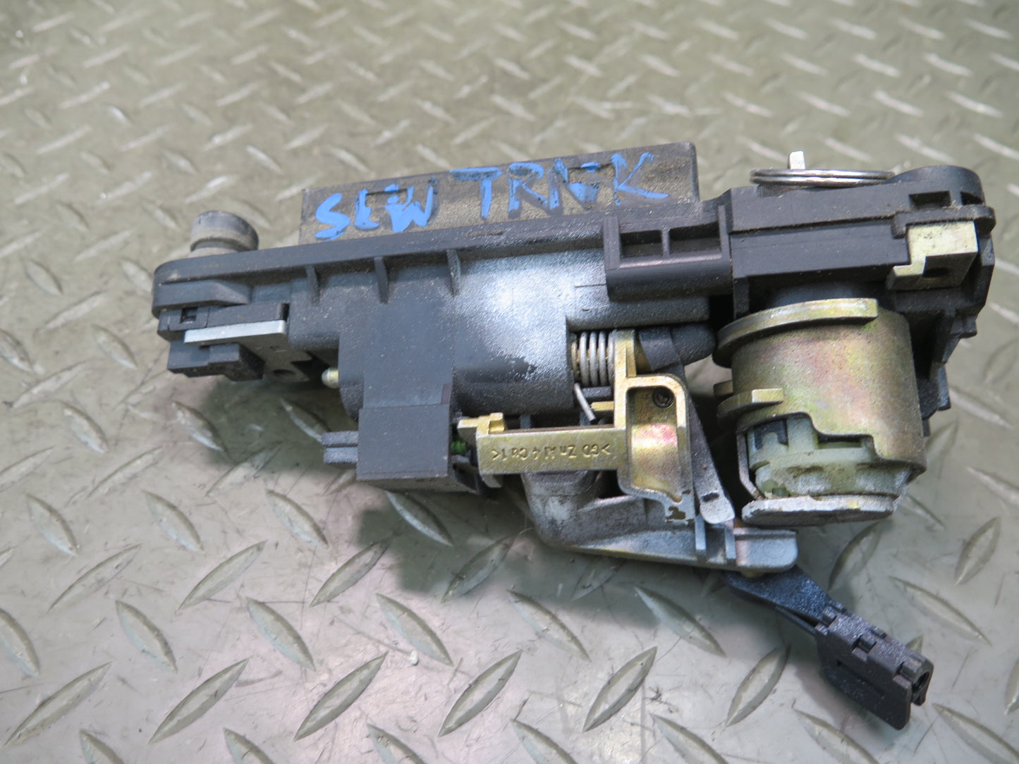 2007 Mercedes R230 SL550 M273 ECU ECM Ignition Switch Glove Lock KEY Set OEM