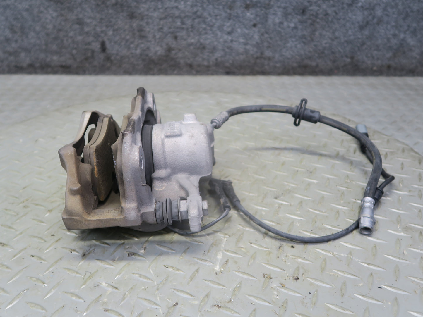 14-24 Mini Cooper S F55 F56 F57 FWD Front Left & Right Brake Caliper Set OEM