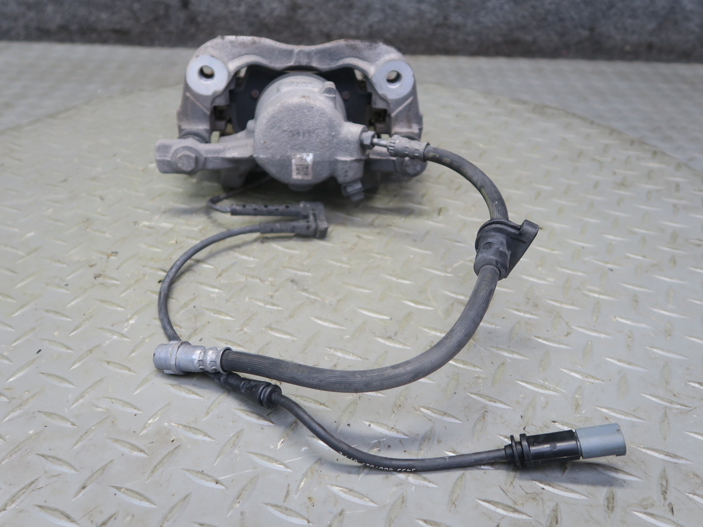 14-24 Mini Cooper S F55 F56 F57 FWD Front Left & Right Brake Caliper Set OEM