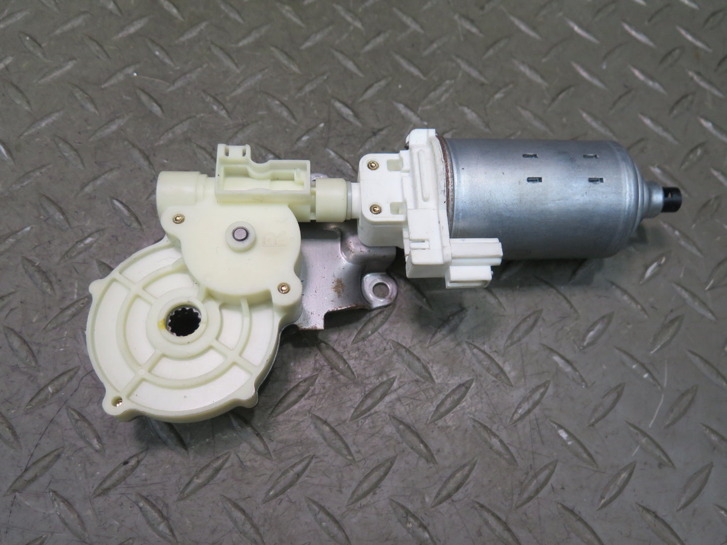 01-06 Lexus UCF30L  LS430 Set of 4 Front Right Seat Adjust Motor OEM