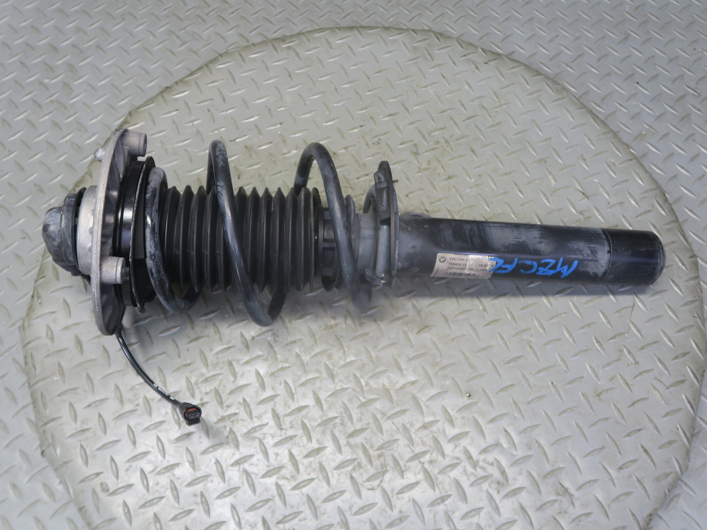 16-24 Mini Cooper S F57 Convertible Set of 2 Front VDC Strut Shock Absorber OEM