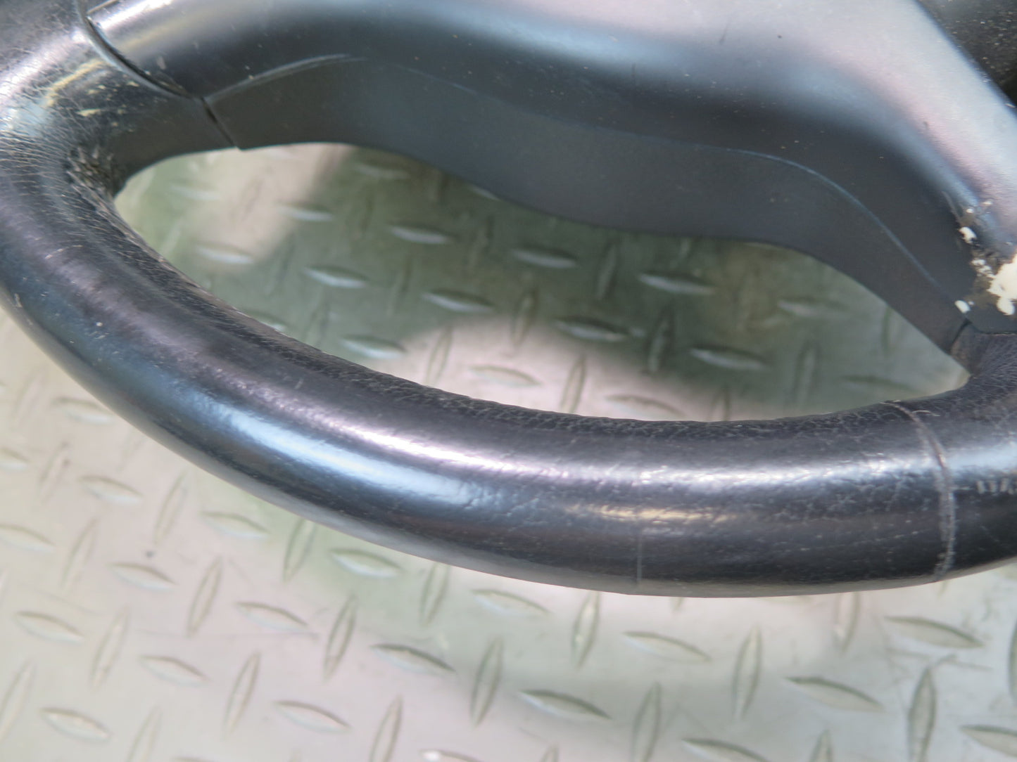 01-06 BMW E46 330ci 3-SPOKE Leather Sport Steering w Controls Black OEM