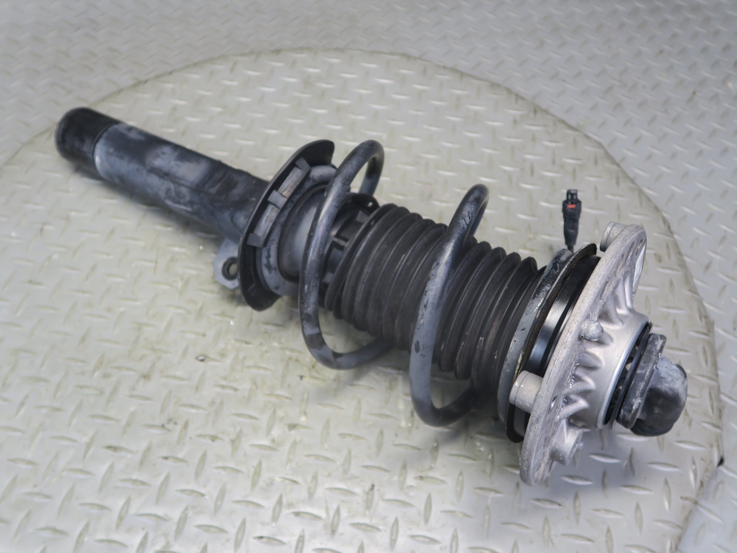 16-24 Mini Cooper S F57 Convertible Set of 2 Front VDC Strut Shock Absorber OEM