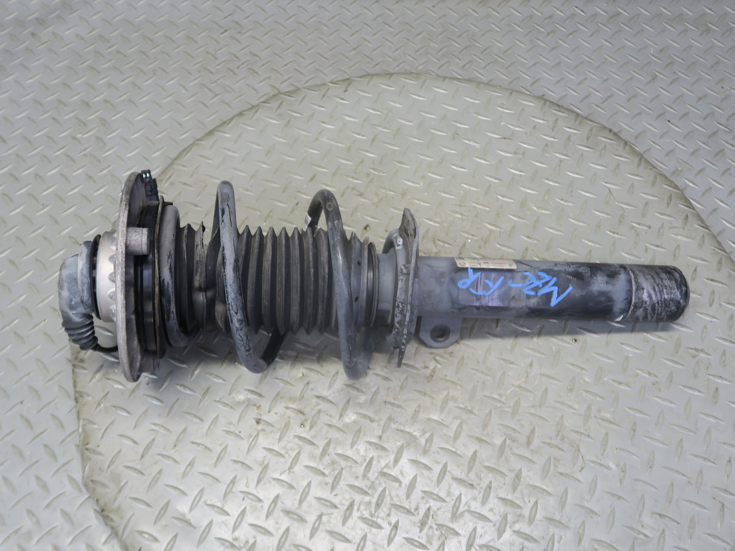 16-24 Mini Cooper S F57 Convertible Set of 2 Front VDC Strut Shock Absorber OEM