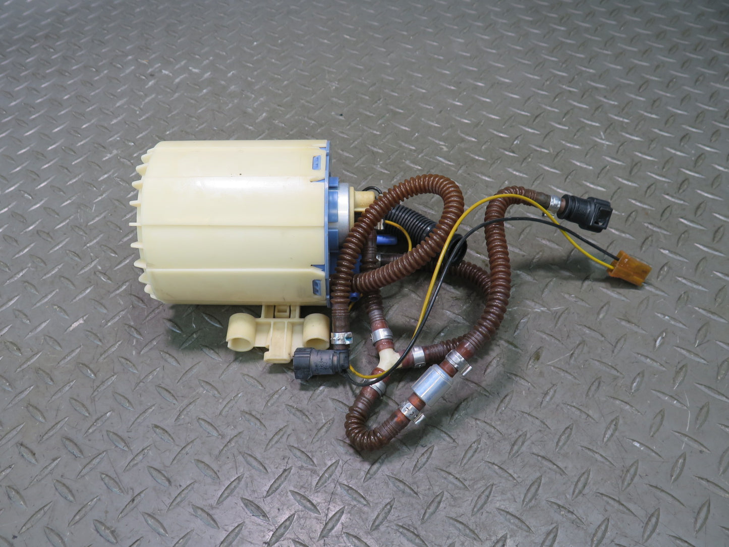 2002-2005 Porsche 911 996  3.6L AWD Fuel Pump Level Sensor Sending Unit Set