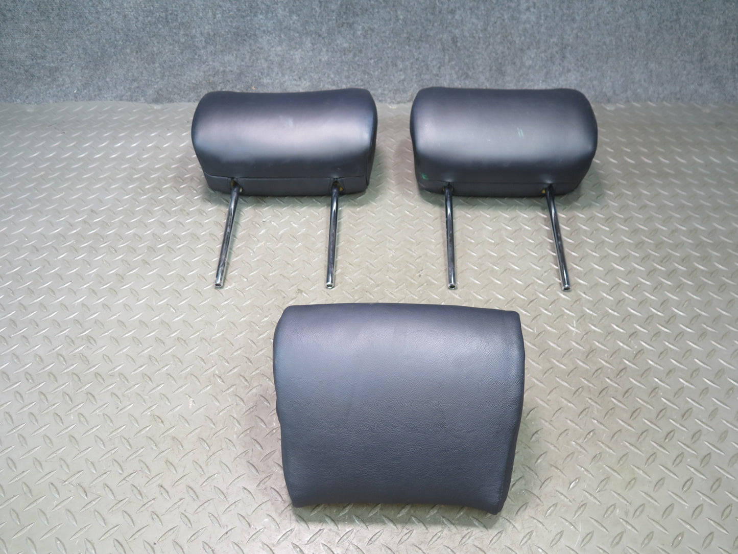 04-06 Lexus UCF30L LS430 Rear Left Center Right Leather Headrest Set Black OEM