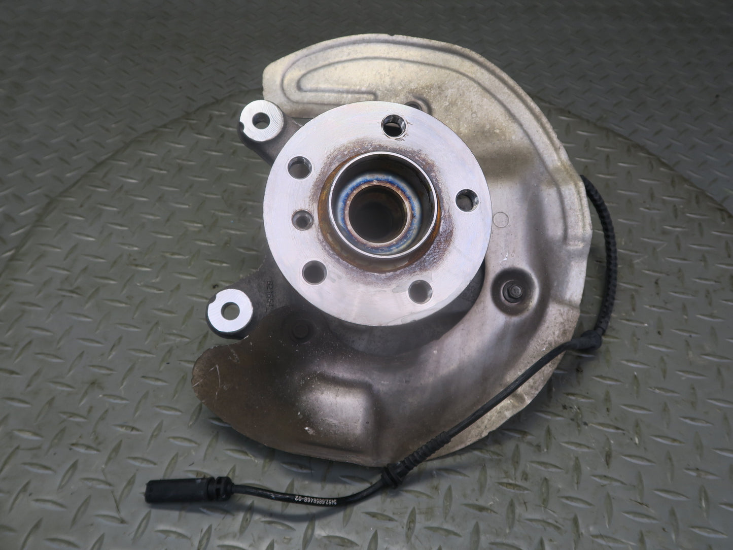 14-24 Mini Cooper F55 F56 F57 FWD Front Left Spindle Knuckle Wheel Hub OEM