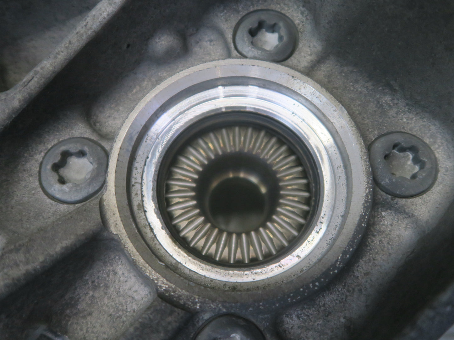 14-24 Mini Cooper F55 F56 F57 FWD Front Left Spindle Knuckle Wheel Hub OEM