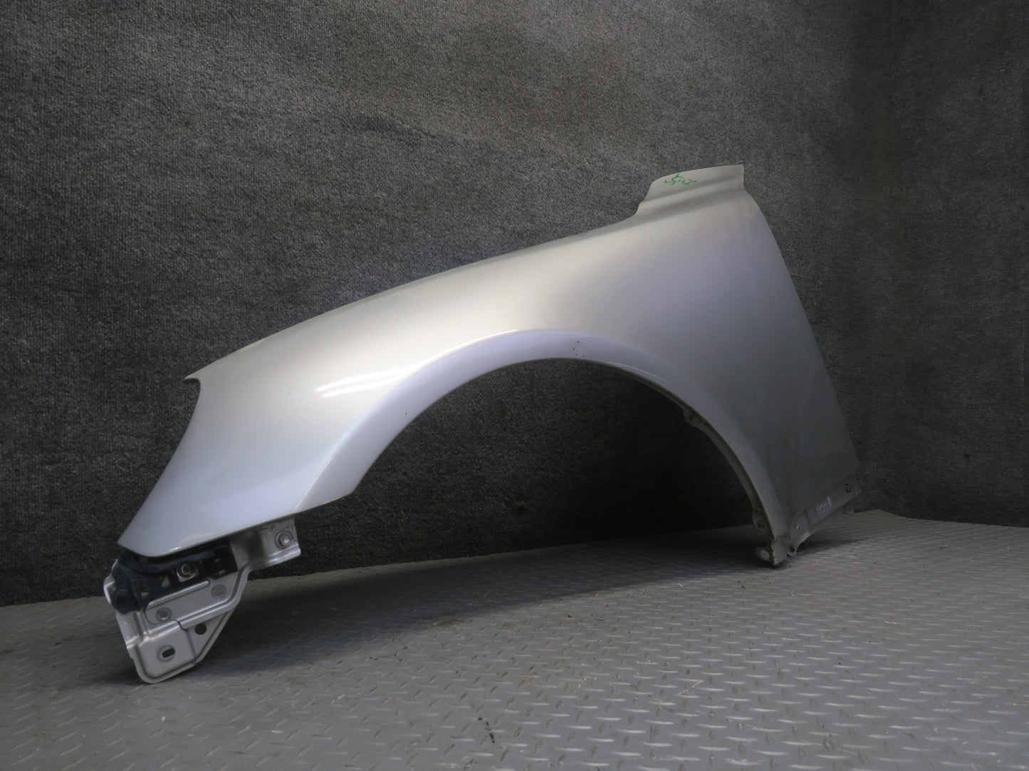 02-10 Lexus UZZ40L SC430 Front Left Driver Side Fender Shell Panel Silver OEM