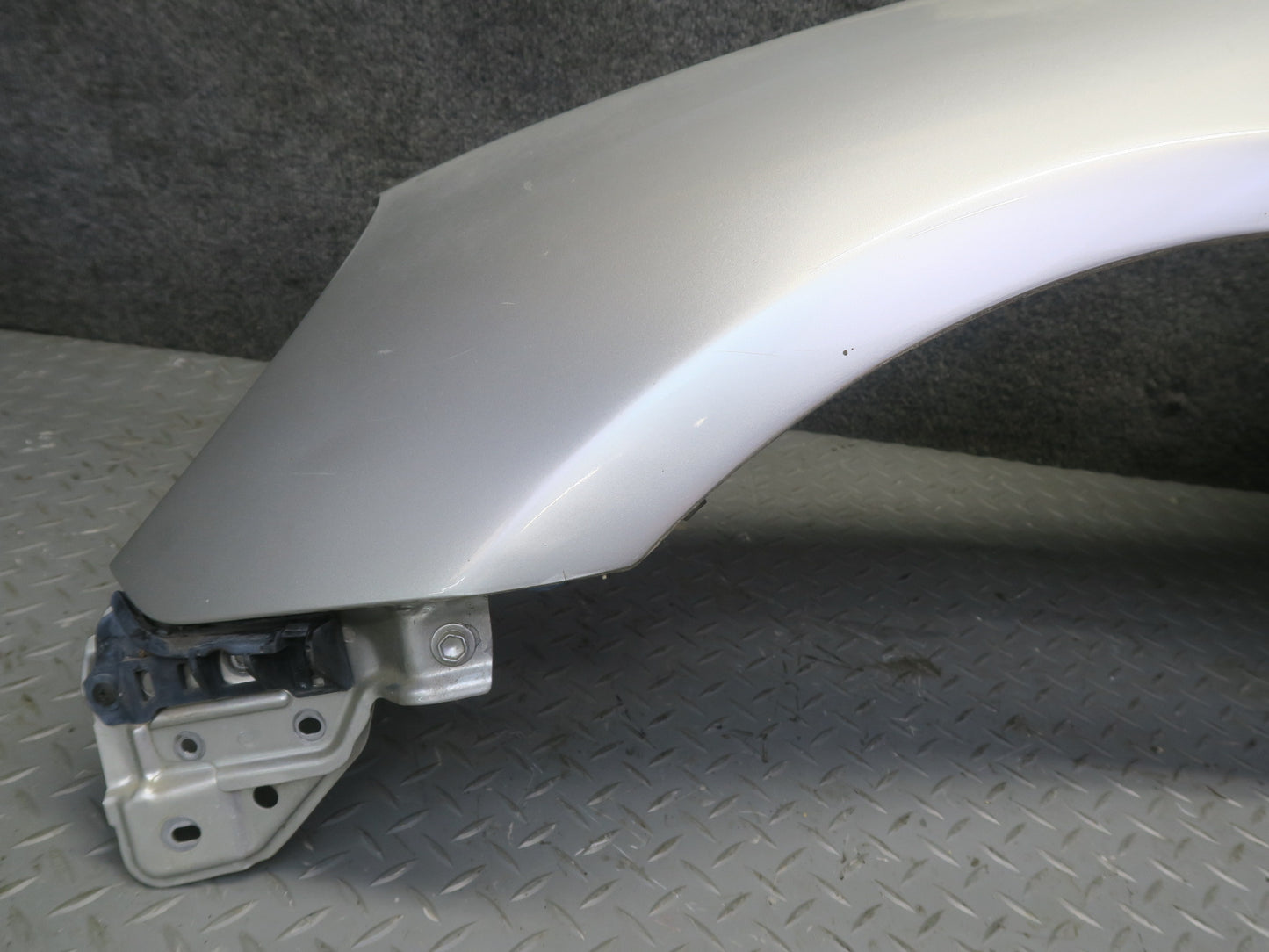 02-10 Lexus UZZ40L SC430 Front Left Driver Side Fender Shell Panel Silver OEM