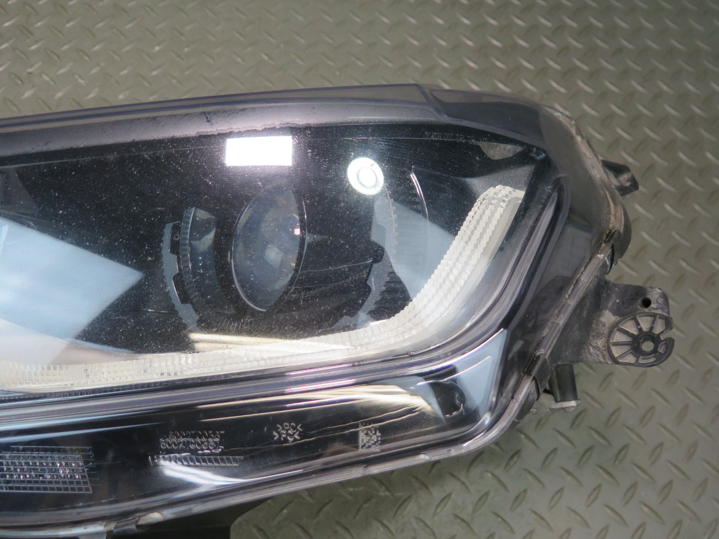 16-24 Chevrolet Camaro SS Front Left Xenon HID Headlight Lamp w Ballast OEM
