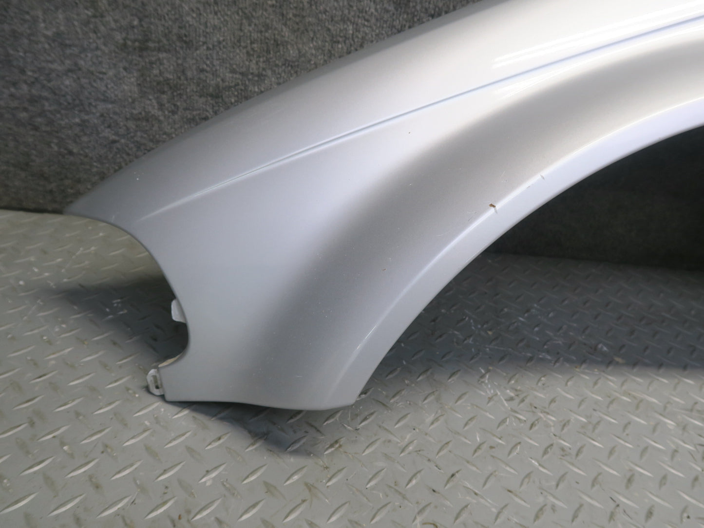 01-03 BMW E46 330ci Coupe Convertible Front Left Fender Shell Cover Panel OEM