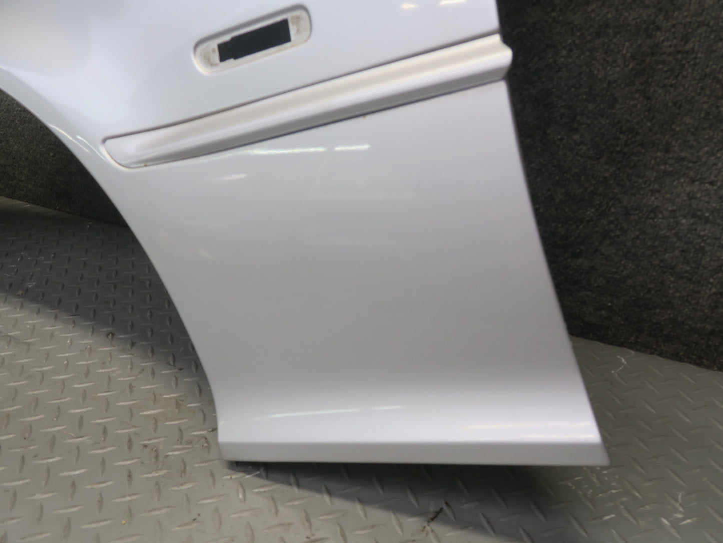 01-03 BMW E46 330ci Coupe Convertible Front Left Fender Shell Cover Panel OEM