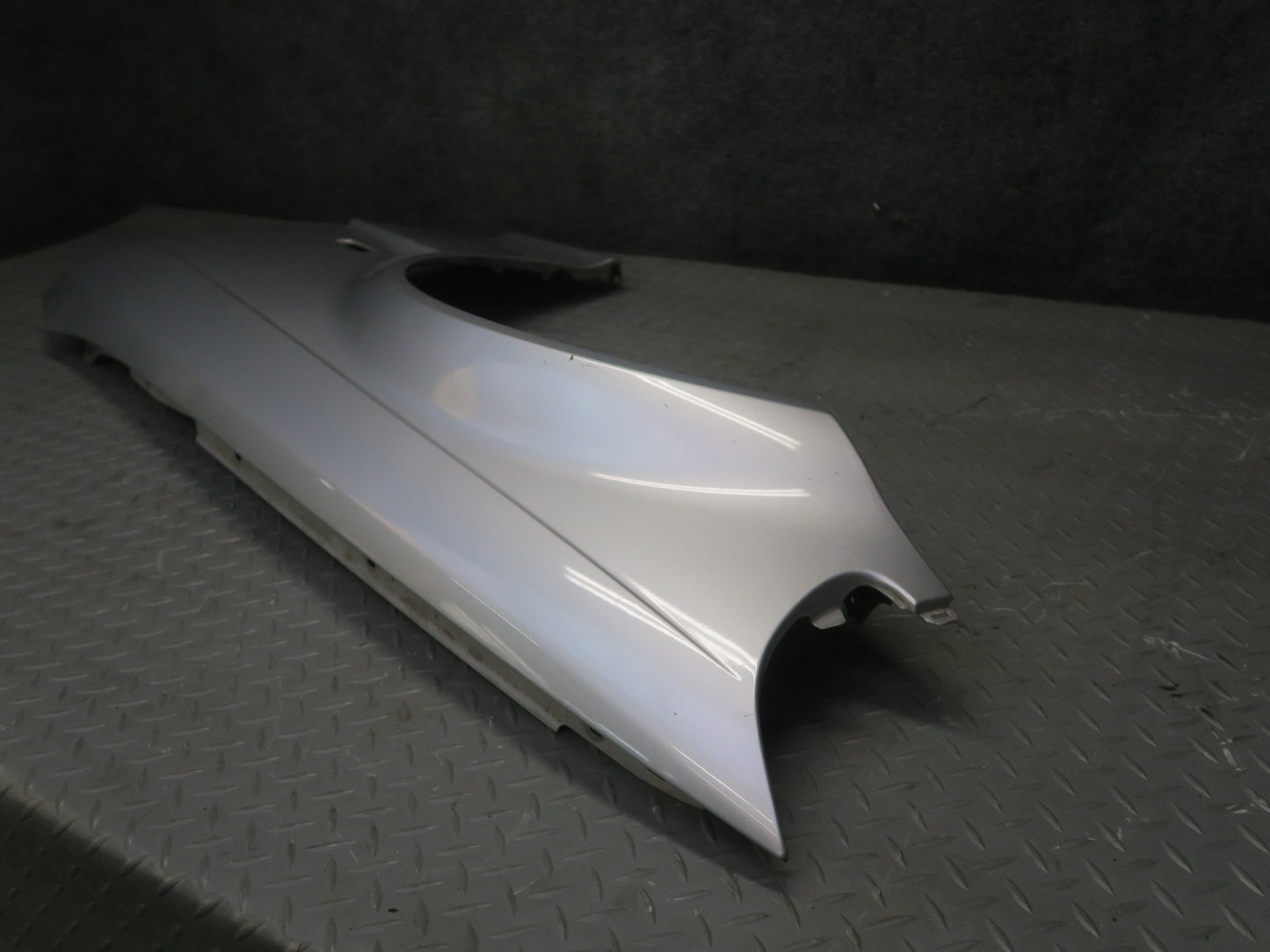 01-03 BMW E46 330ci Coupe Convertible Front Left Fender Shell Cover Panel OEM