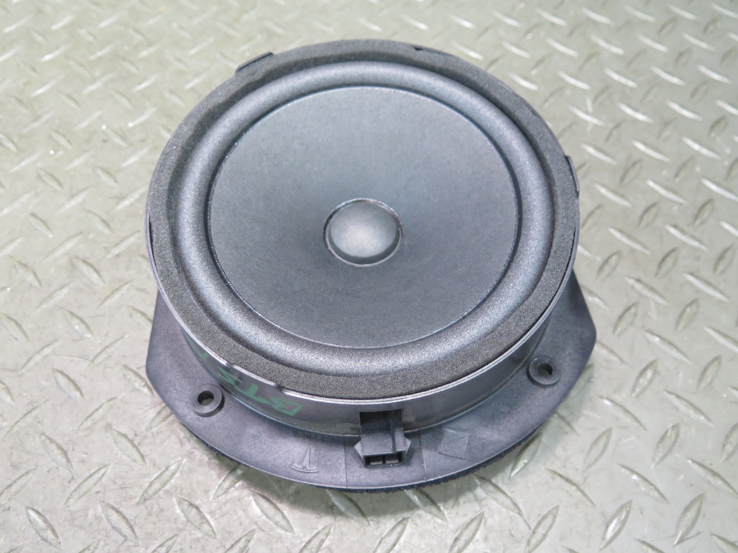 2016-2019 Tesla Model S 75D Rear Right & Left Side Door Audio Speaker Set