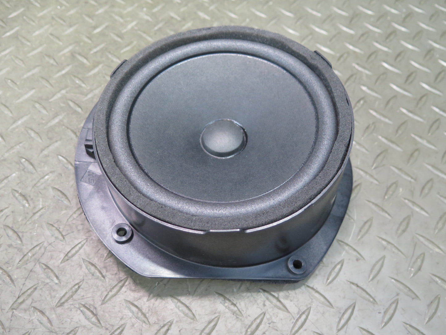 2016-2019 Tesla Model S 75D Rear Right & Left Side Door Audio Speaker Set
