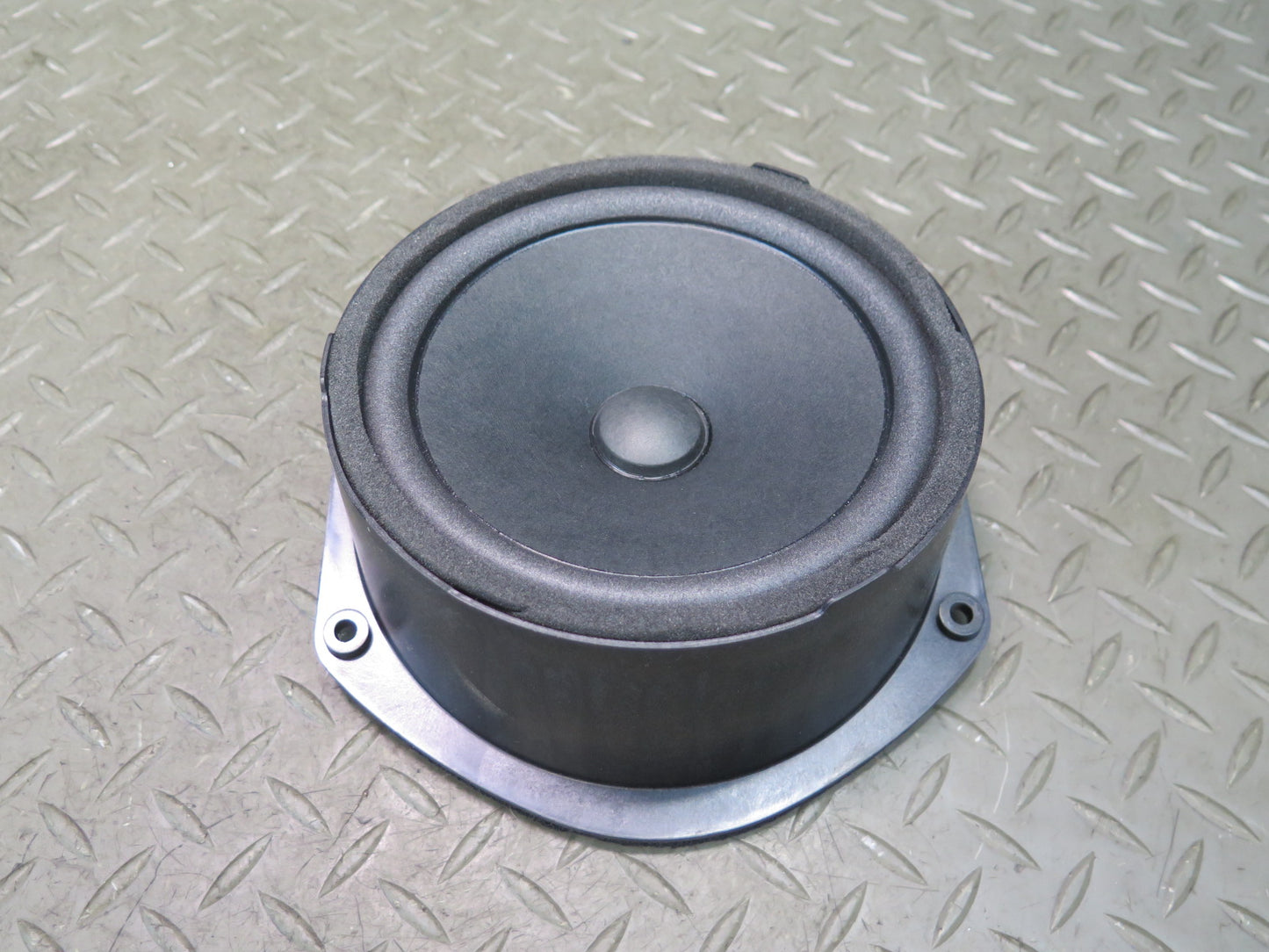 2016-2019 Tesla Model S 75D Rear Right & Left Side Door Audio Speaker Set