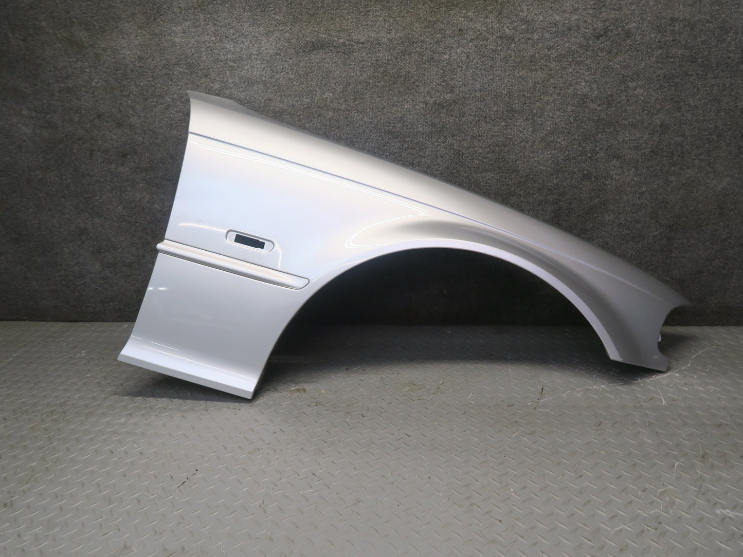01-03 BMW E46 330ci Coupe Convertible Front Right Fender Shell Cover Panel OEM