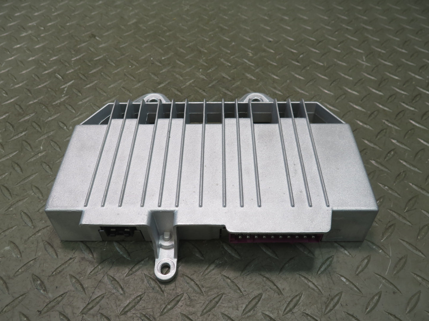 2010-2016 Porsche Panamera 970 Audio System Amplifier AMP 97064544303