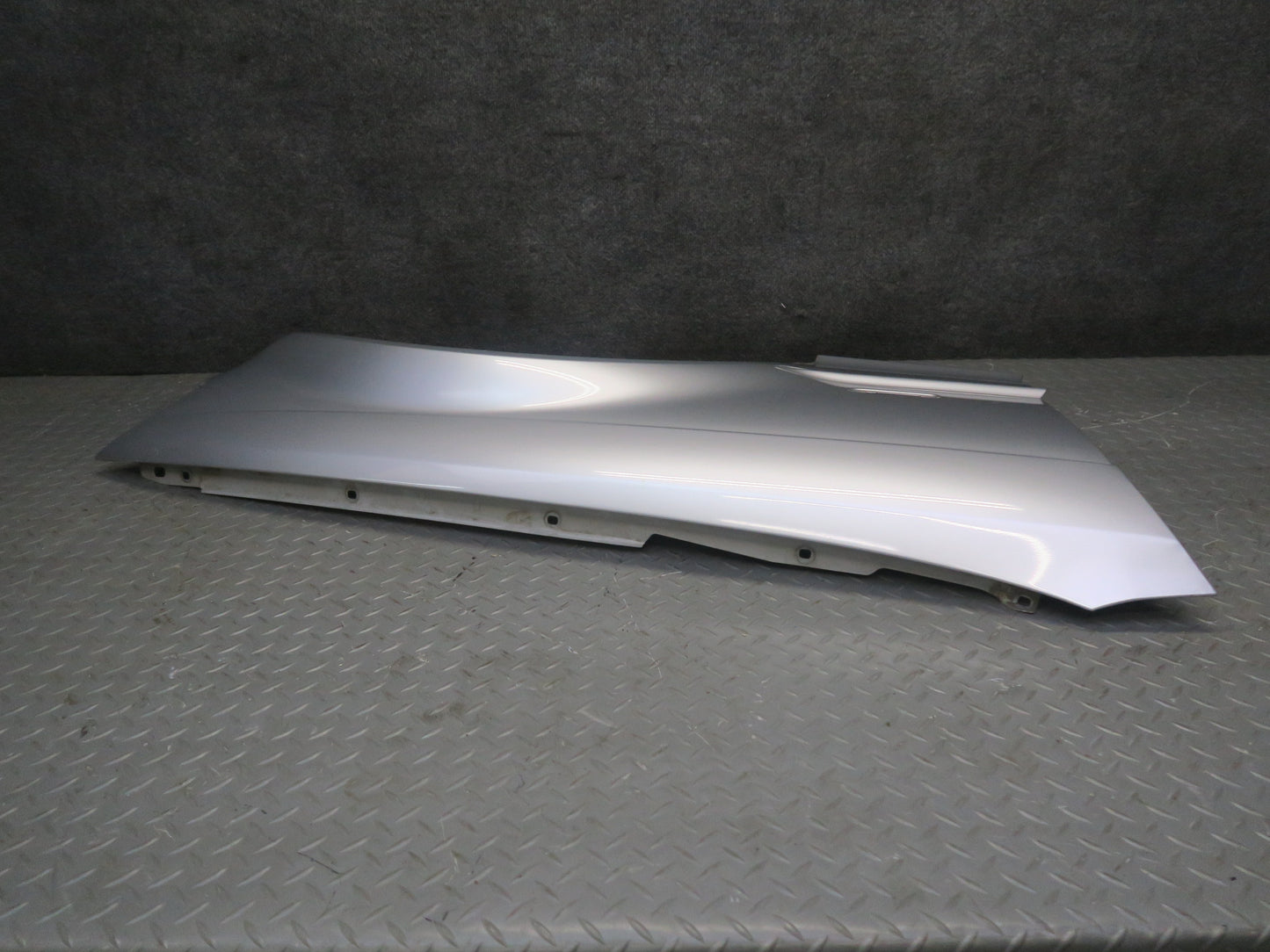 01-03 BMW E46 330ci Coupe Convertible Front Right Fender Shell Cover Panel OEM