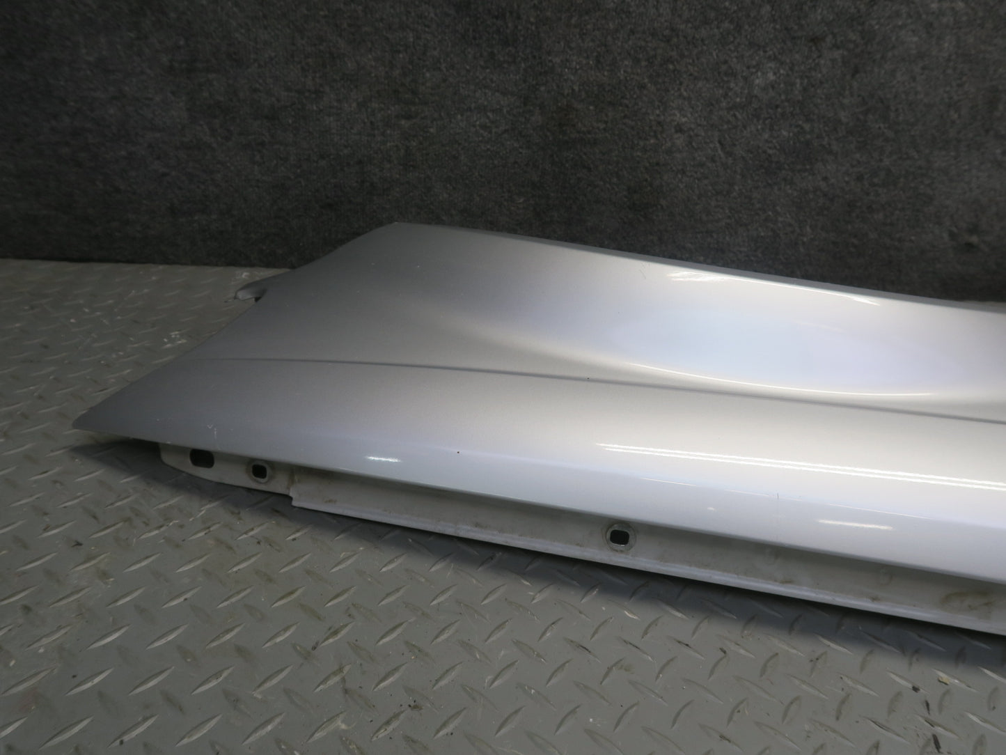 01-03 BMW E46 330ci Coupe Convertible Front Right Fender Shell Cover Panel OEM