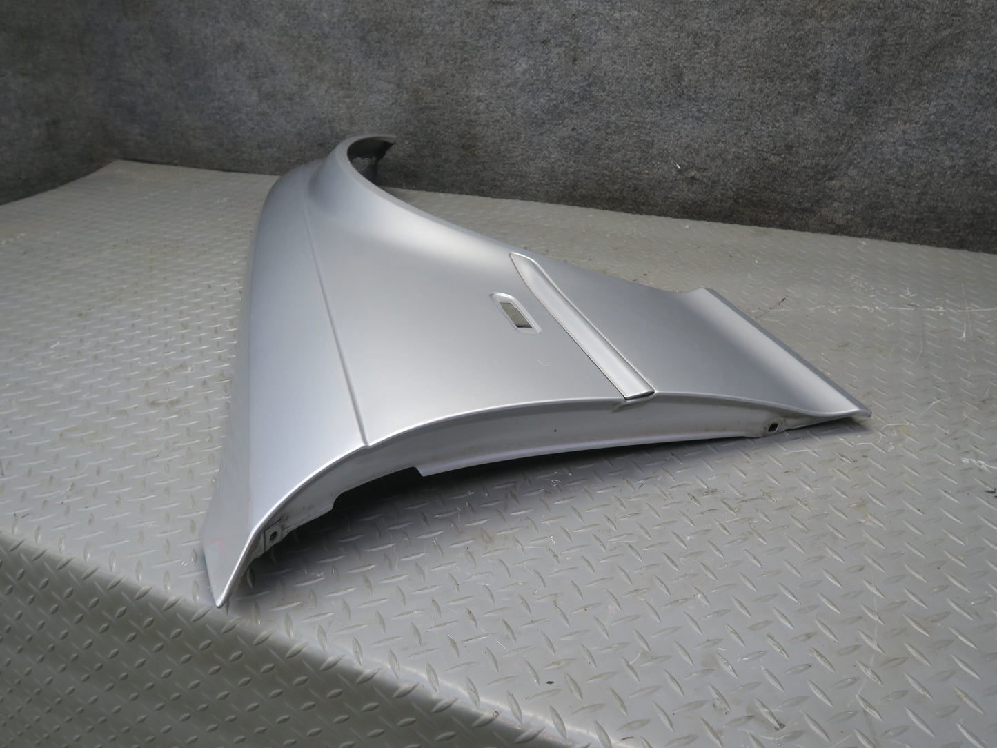 01-03 BMW E46 330ci Coupe Convertible Front Right Fender Shell Cover Panel OEM