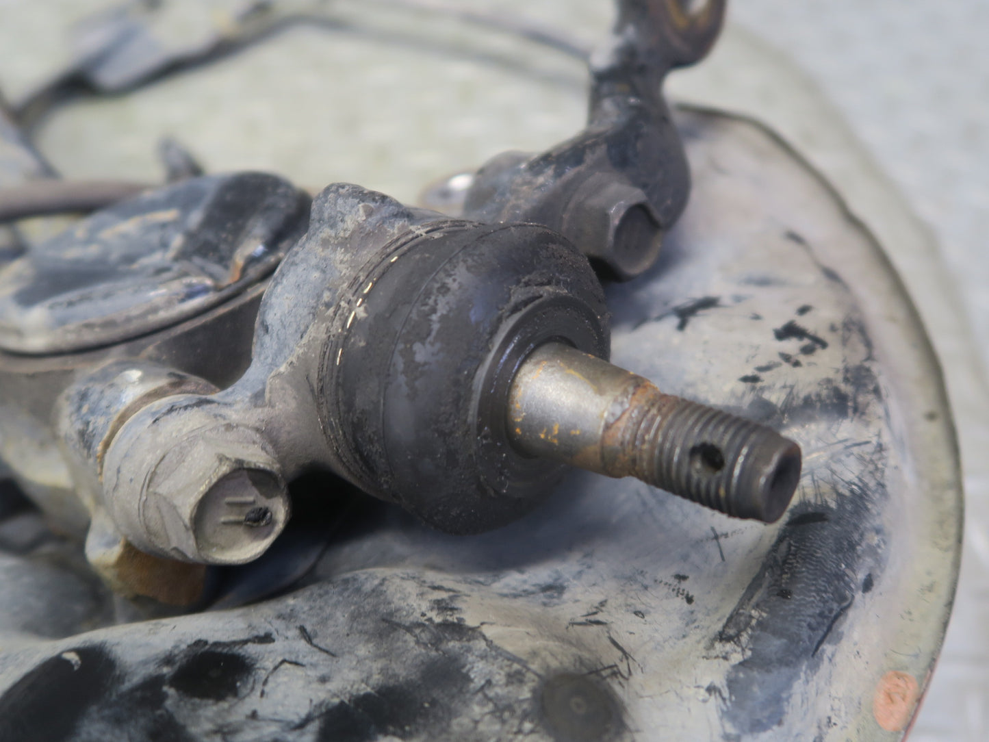 02-10 Lexus SC430 Front Right Spindle Knuckle Wheel Hub Bearing 122K Miles OEM